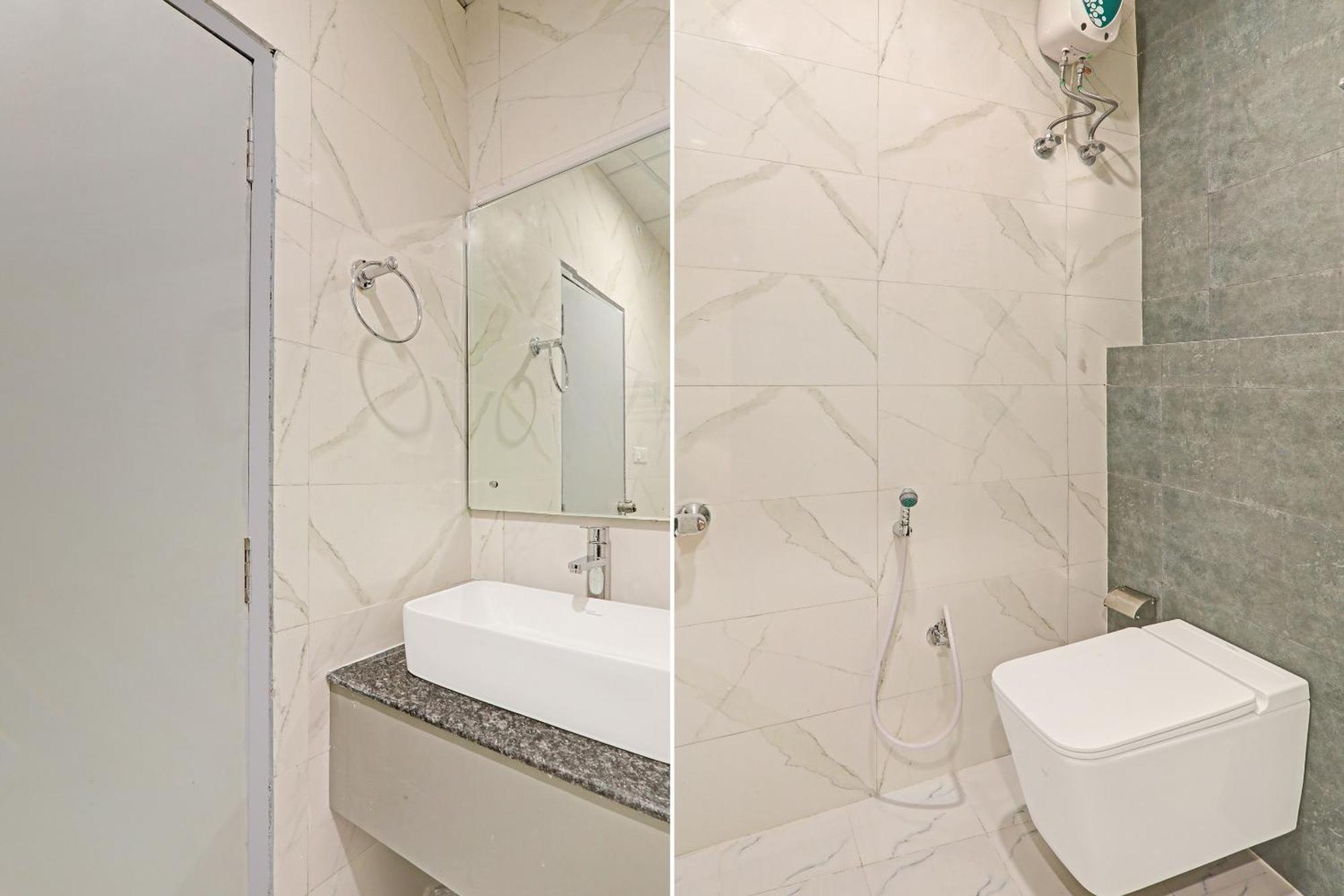 Super Townhouse Hotel Impact Chinhat Экстерьер фото