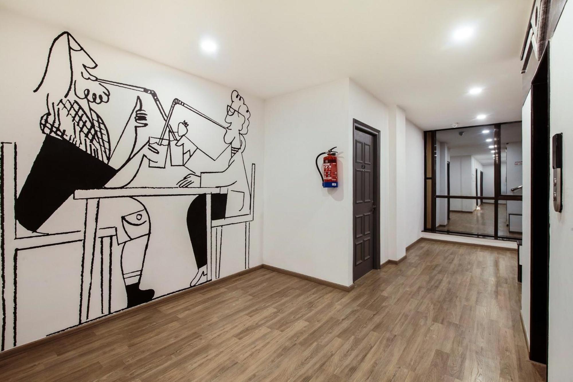 Super Townhouse Hotel Impact Chinhat Экстерьер фото